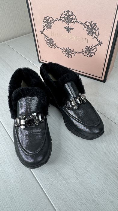 Helena Soretti лофери Італія