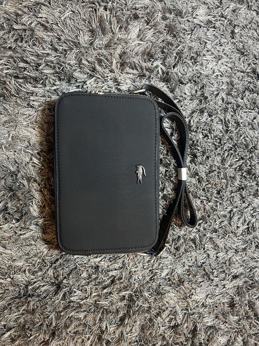 Сумка lacoste в новому стані