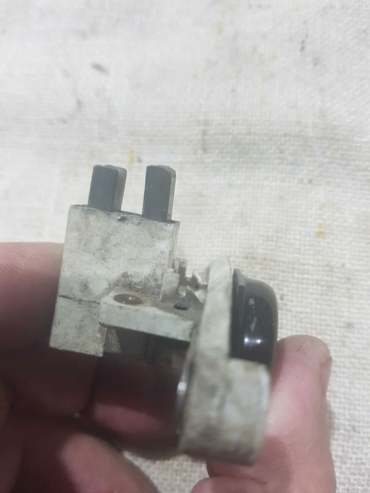 Реле регулятор напряжения генератора'