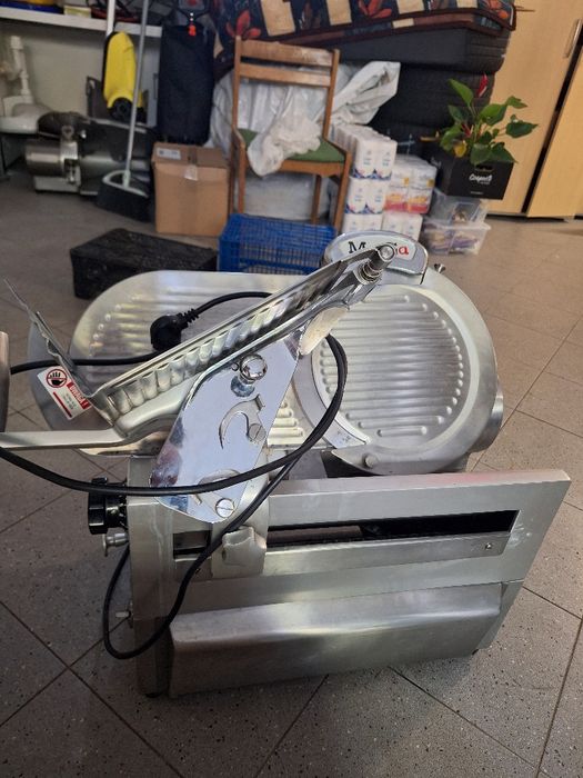 Automatyczna krajalnica do wedlin Maga S612p