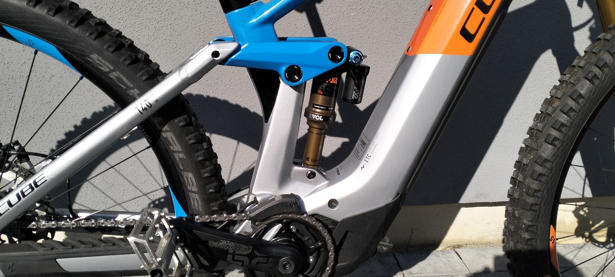 Rower elektryczny Cube Stereo Hybrid Actionteam HPC