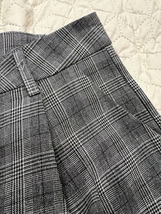 Штани в клітинку