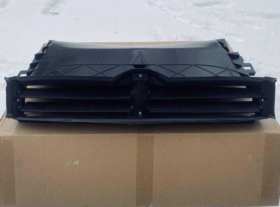 Корпус люверс центральной Tesla Model 3 1559787-00-A