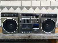 Продам Sanyo C4R.