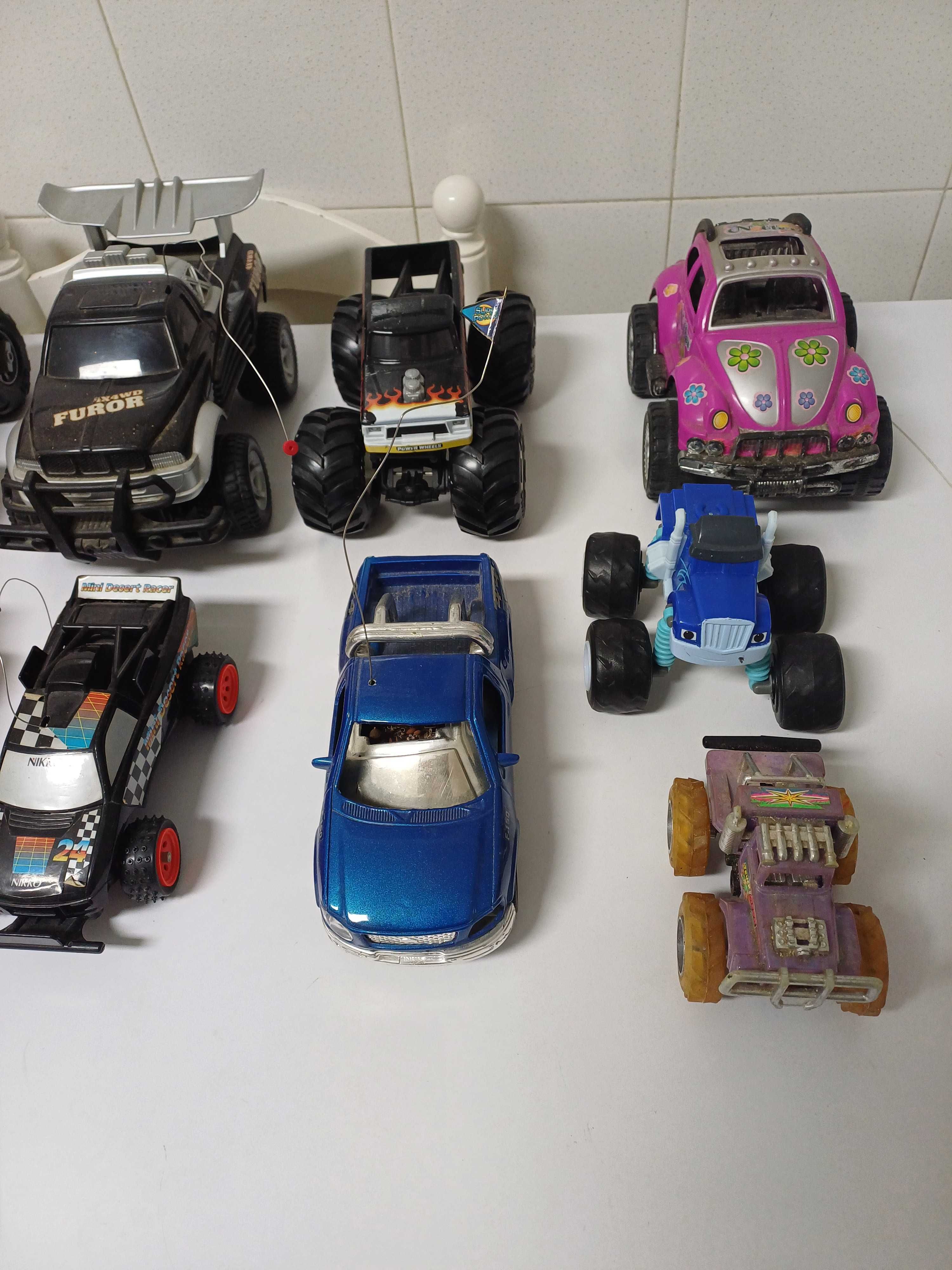 Jipes e 4X4 10 unidades