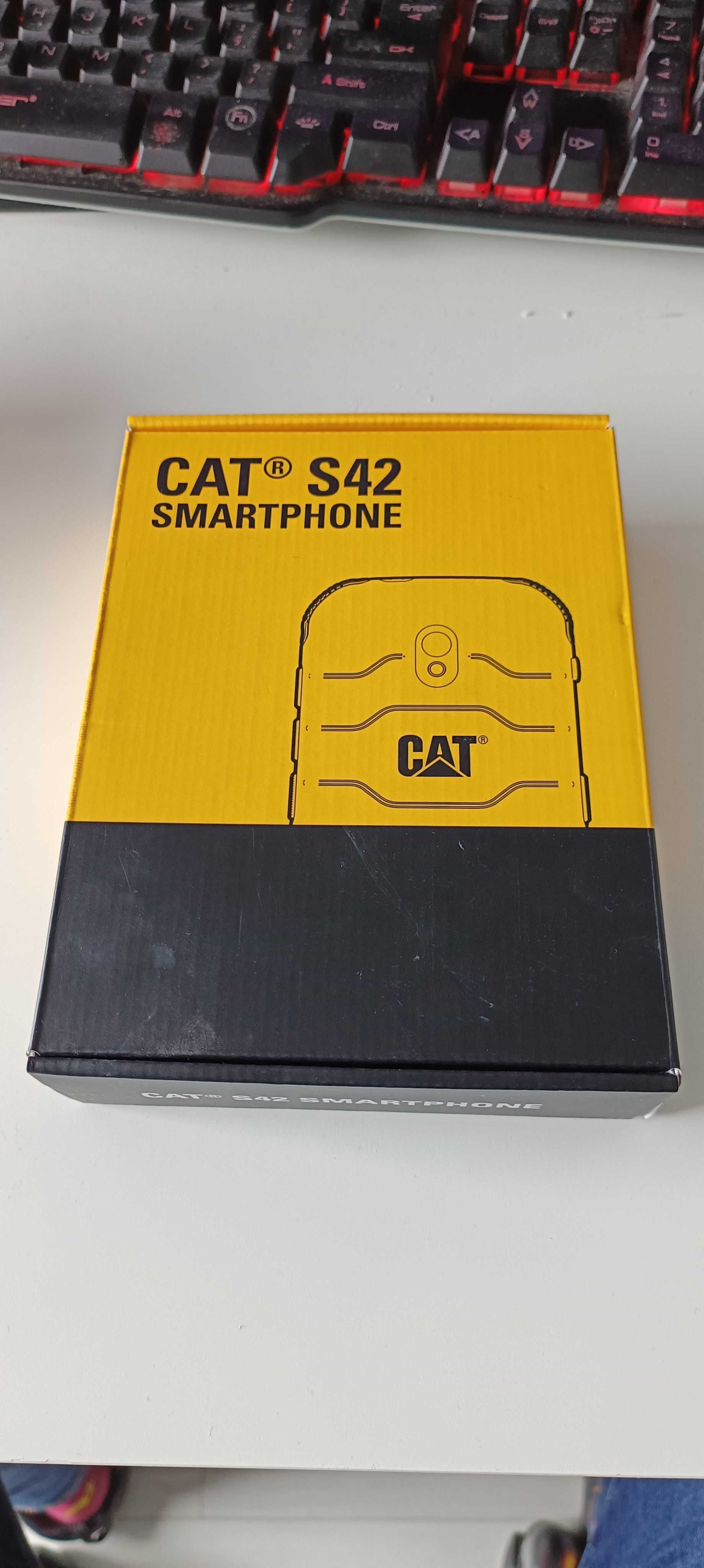 Telefon komórkowy CAT S42 wodoodporny, pancerny