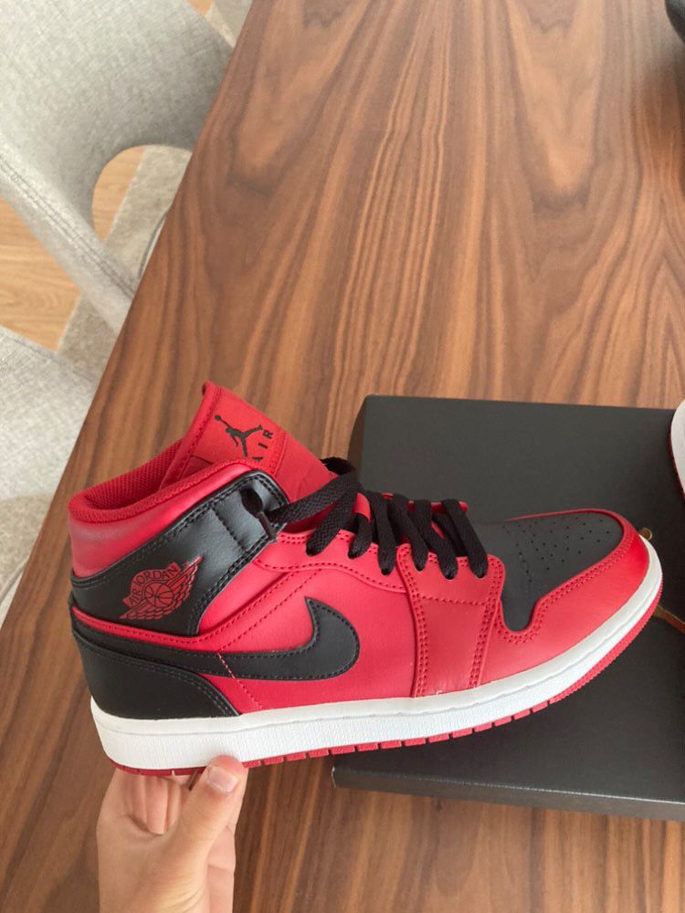 Air Jordan 1 mid Originais