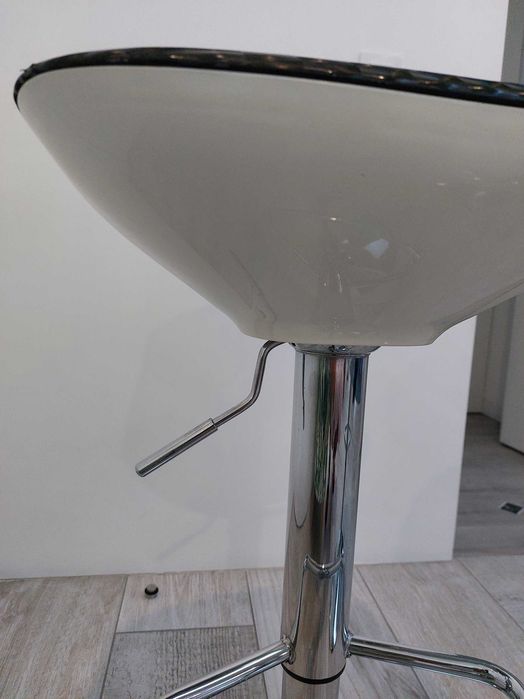 Bancos cozinha ajustaveis