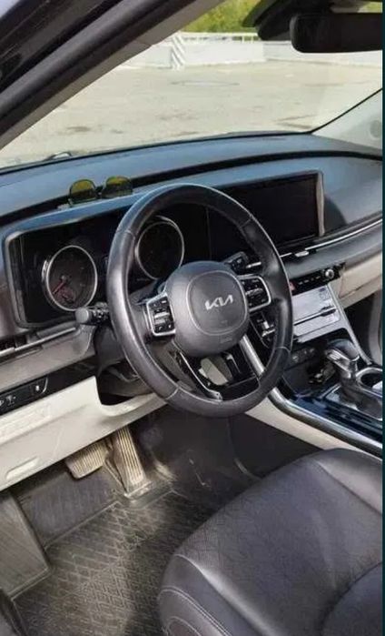 Срочно Kia Carnival 2021р 8ми місна версія 2.2 дизель