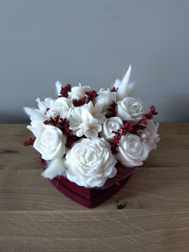 Flowerbox ze świec sojowych, biały klasyczny