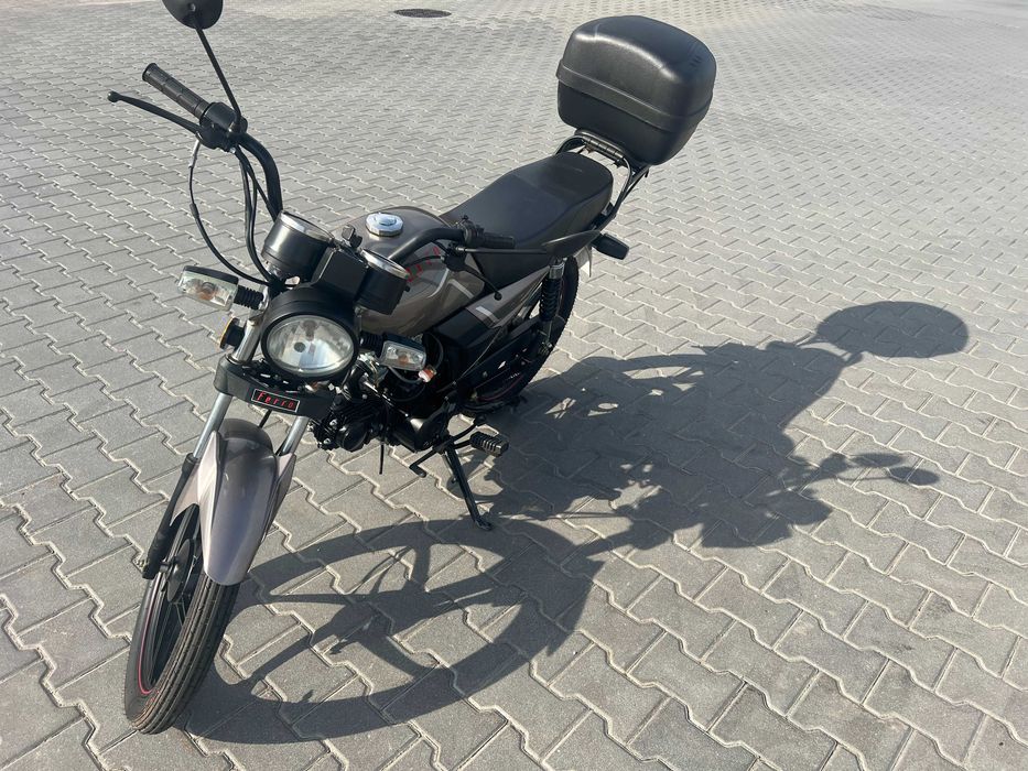 Motorower Junak Ferro 900 50cc