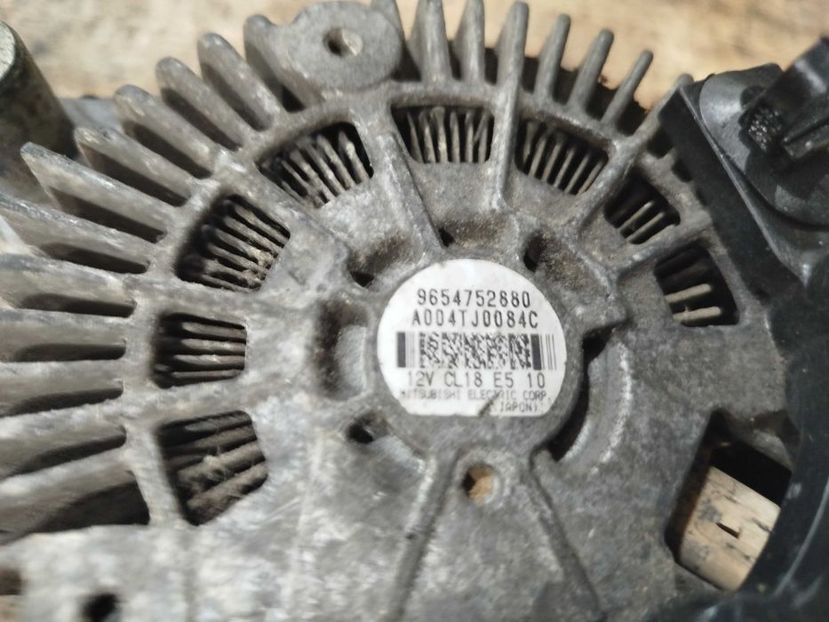 Генератор Citroen C4 C5 C6 Peugeot 407 607 2.0 2.2 HDI 9654752880