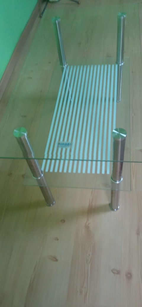 Sprzedam stolik szklany wym. 40x90