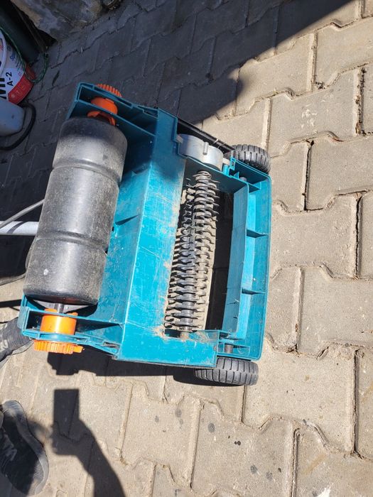 Wertykulator elektryczny