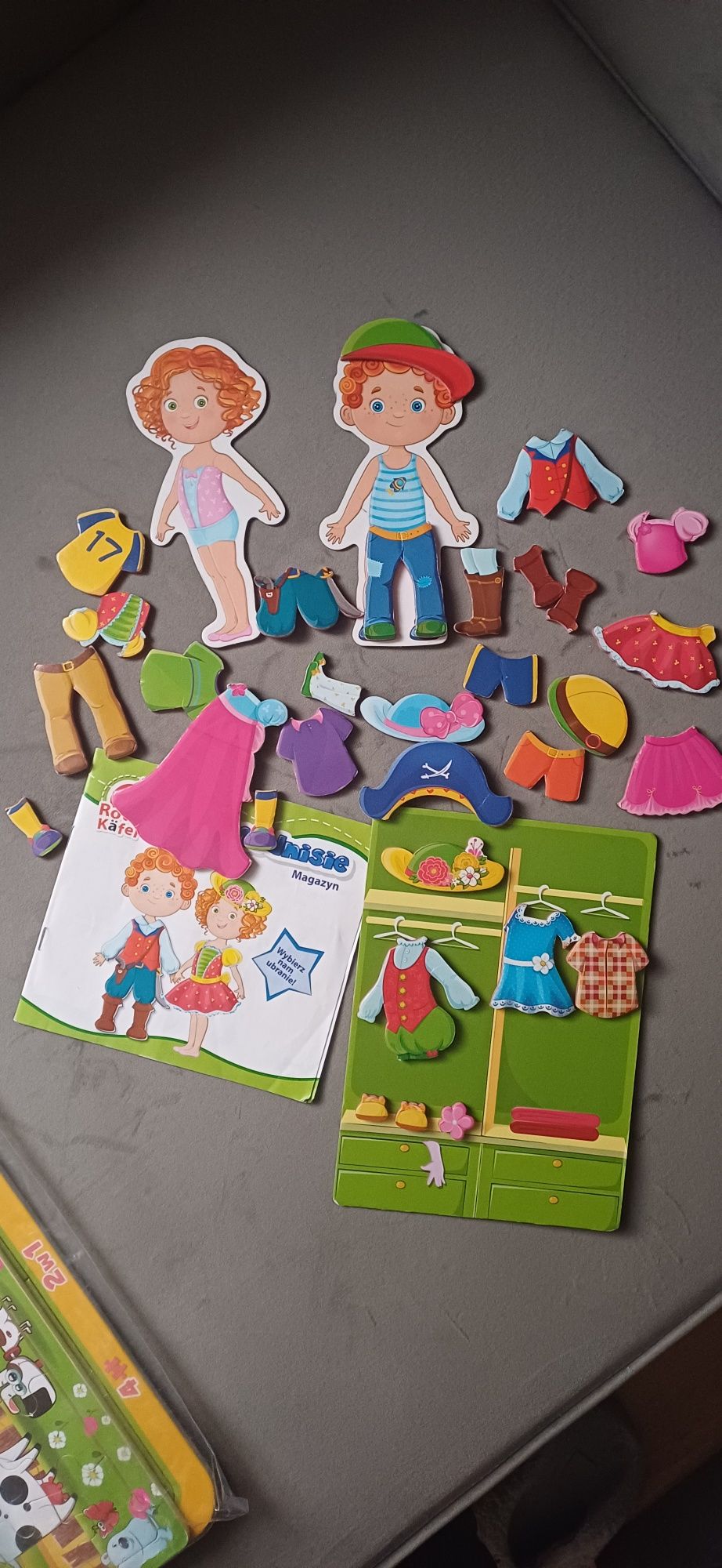 Puzzle ukladanki ubieranka zestaw