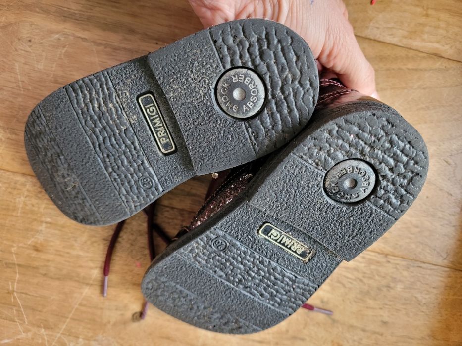 Półbuty primigi 26 błyszczące bordowe lakierowane