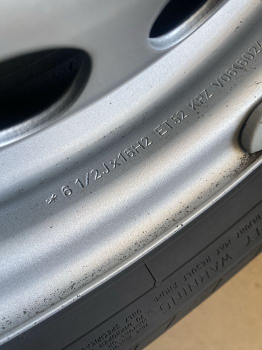 Диски R16 , 5/120 , ET52 , 7H8 601 027D , 6 1/2J*16H2