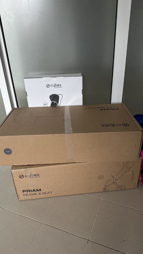 Cybex Priam 4.0 коляска 2 в 1 deep Black шасі Rosegold
