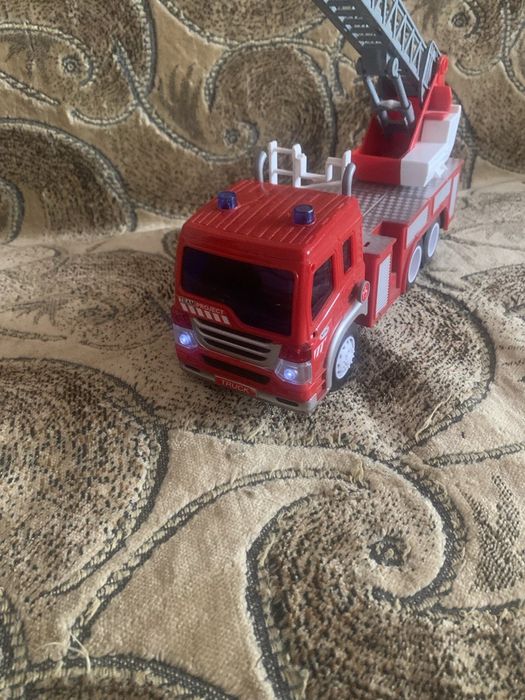 Пожарная машина инерционная