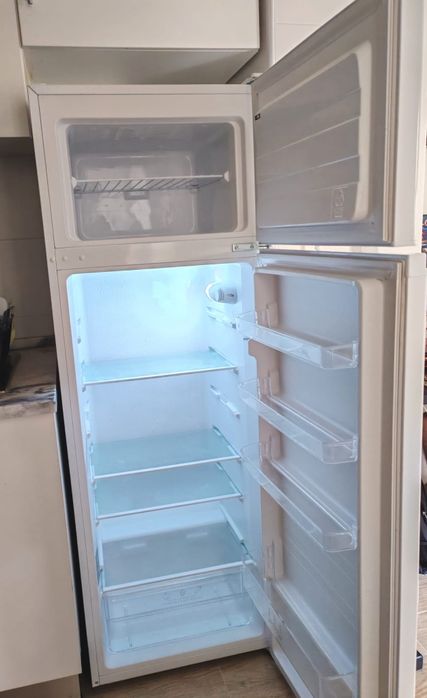 Vendo frigorífico TELEFAC Pequeno