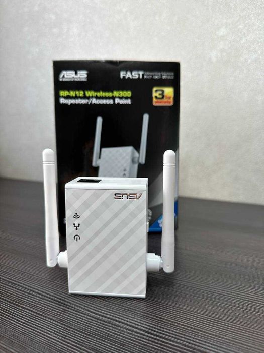 Ретранслятор Asus RP-N12 White (1 рік гарантії, б\у)