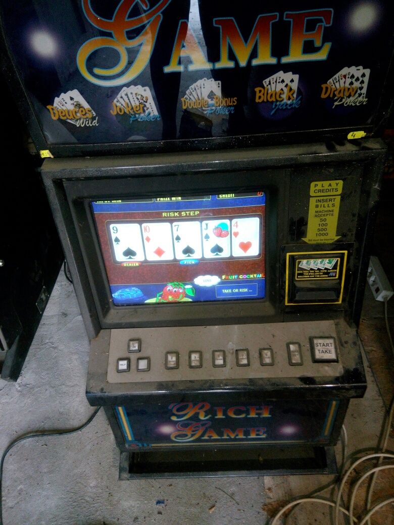 Срочно продам автоматы