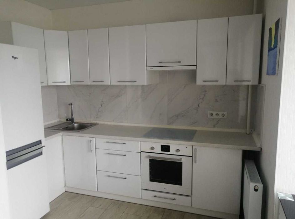 Сдам 1 комнатную квартиру в новострое на Алексеевке, пр.Победы,89.