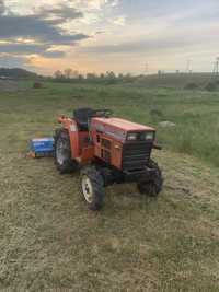 Usługi ogrodnicze mini traktorem z glebogryzarką, kosiarką bijakową
