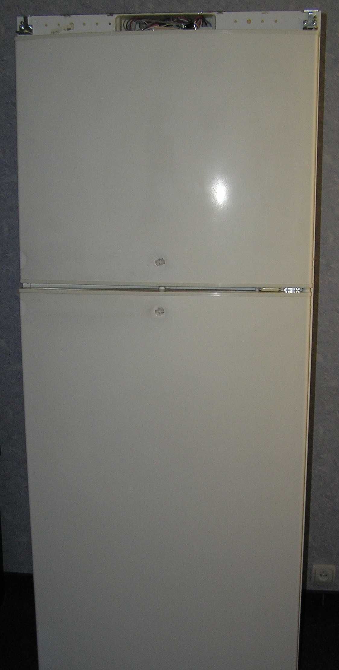 холодильник Bosch KSU40620 під розбирання