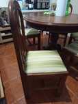 Mesa em madeira maciça