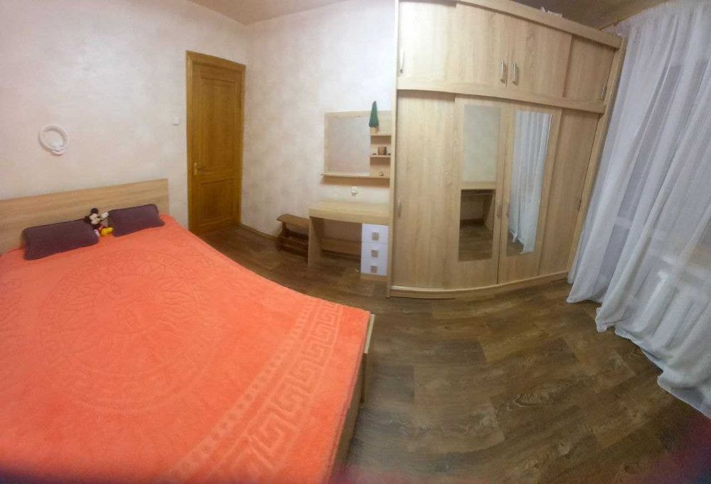 Продам 2х комнатную чешку  хорошем состоянии.