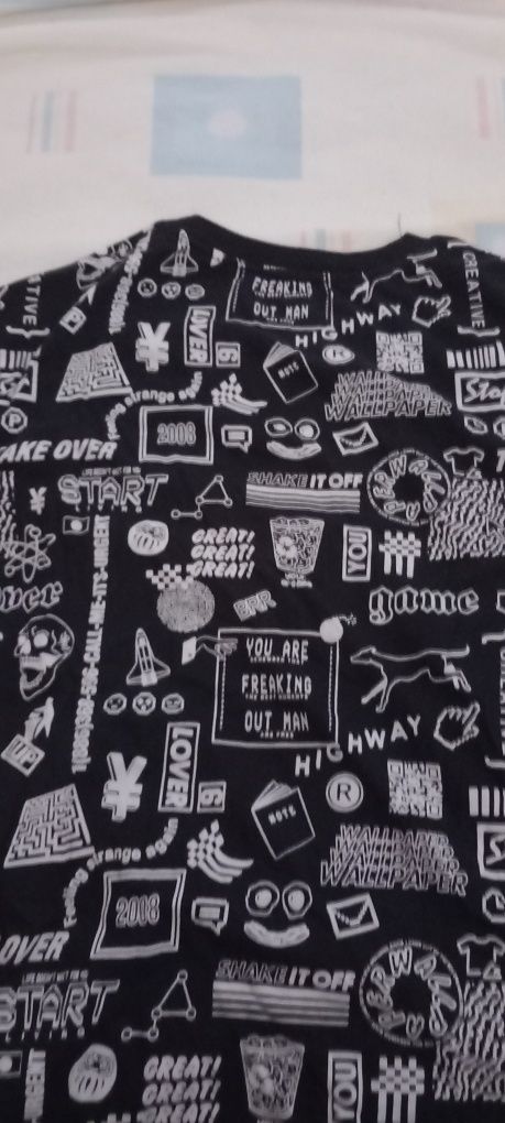 Camisola com desenhos