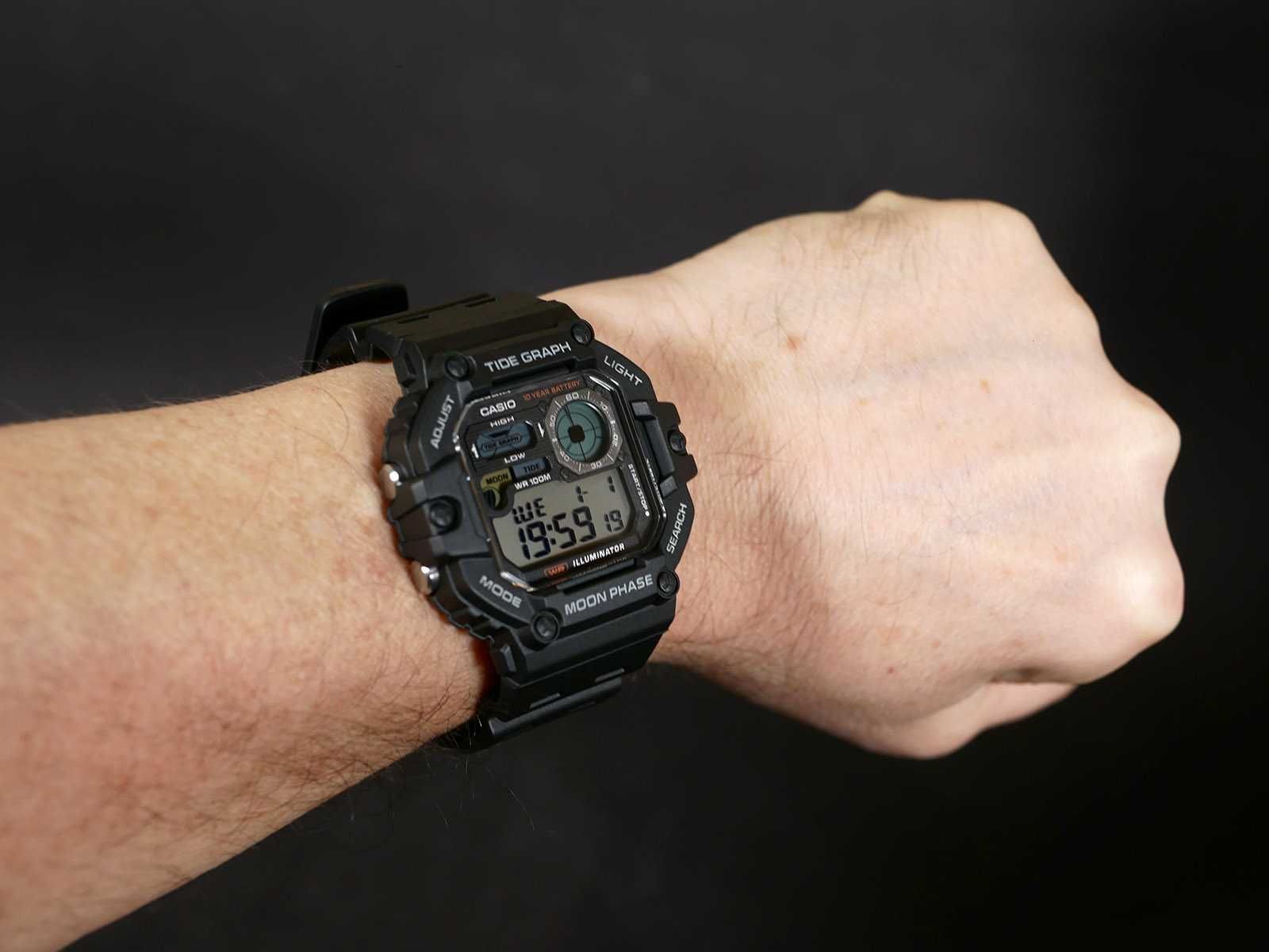 Casio WS-1700H-1AV WR100m батарея на 10 років