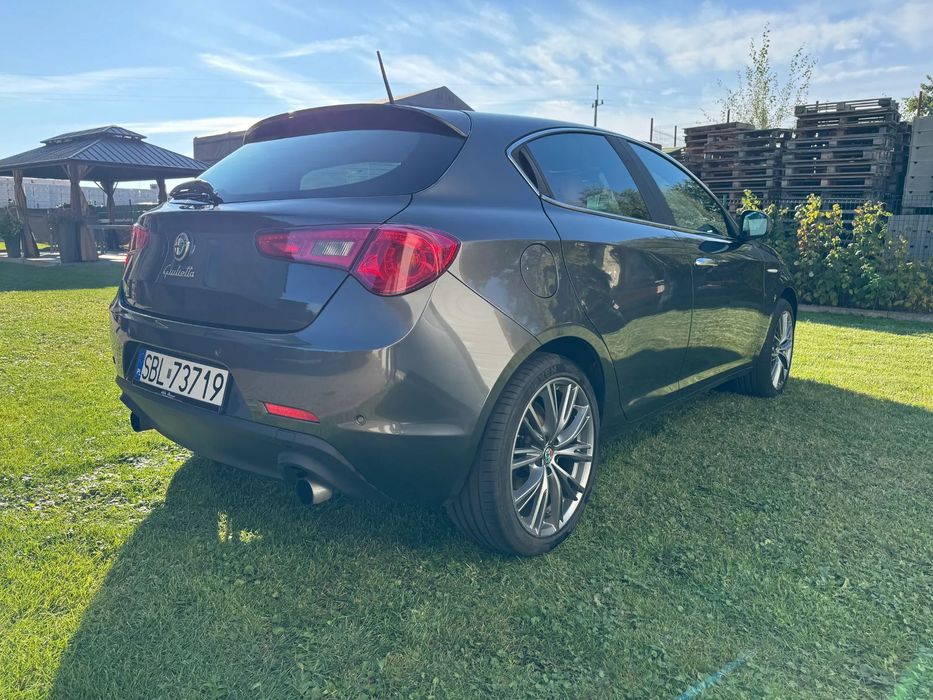 Alfa Romeo Giulietta Alfa Romeo Gulietta 2.0 JTDm