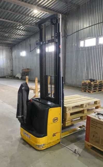 Оренда навантажувачів (вилкових) – дизельні, газові, електричні