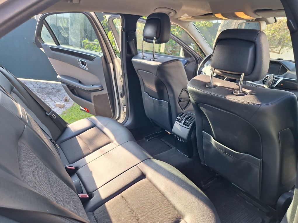 Mercedes-Benz E250 Avantgarde Automático
