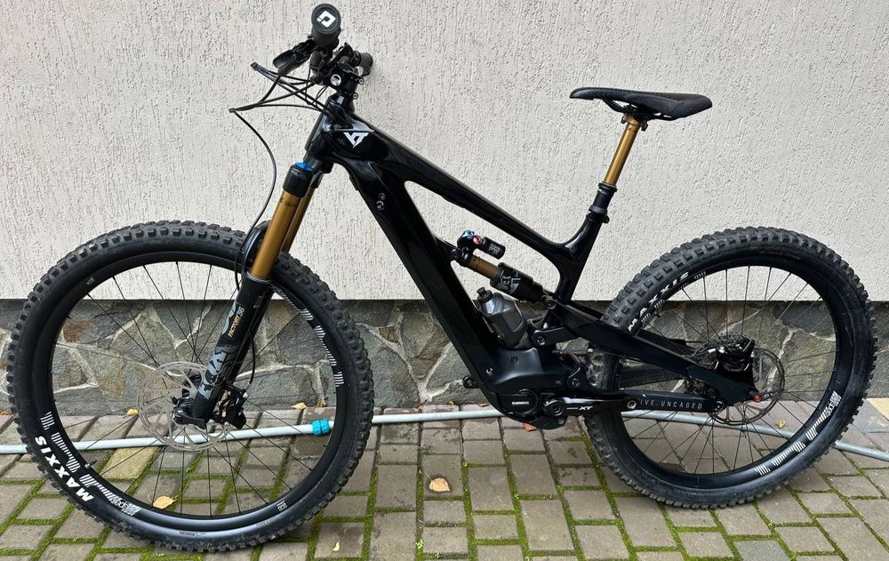 Ендуро двопідвіс YT. Електричний YT. L. 2019р.