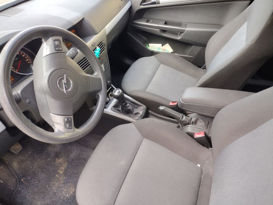 Opel Astra H 2005