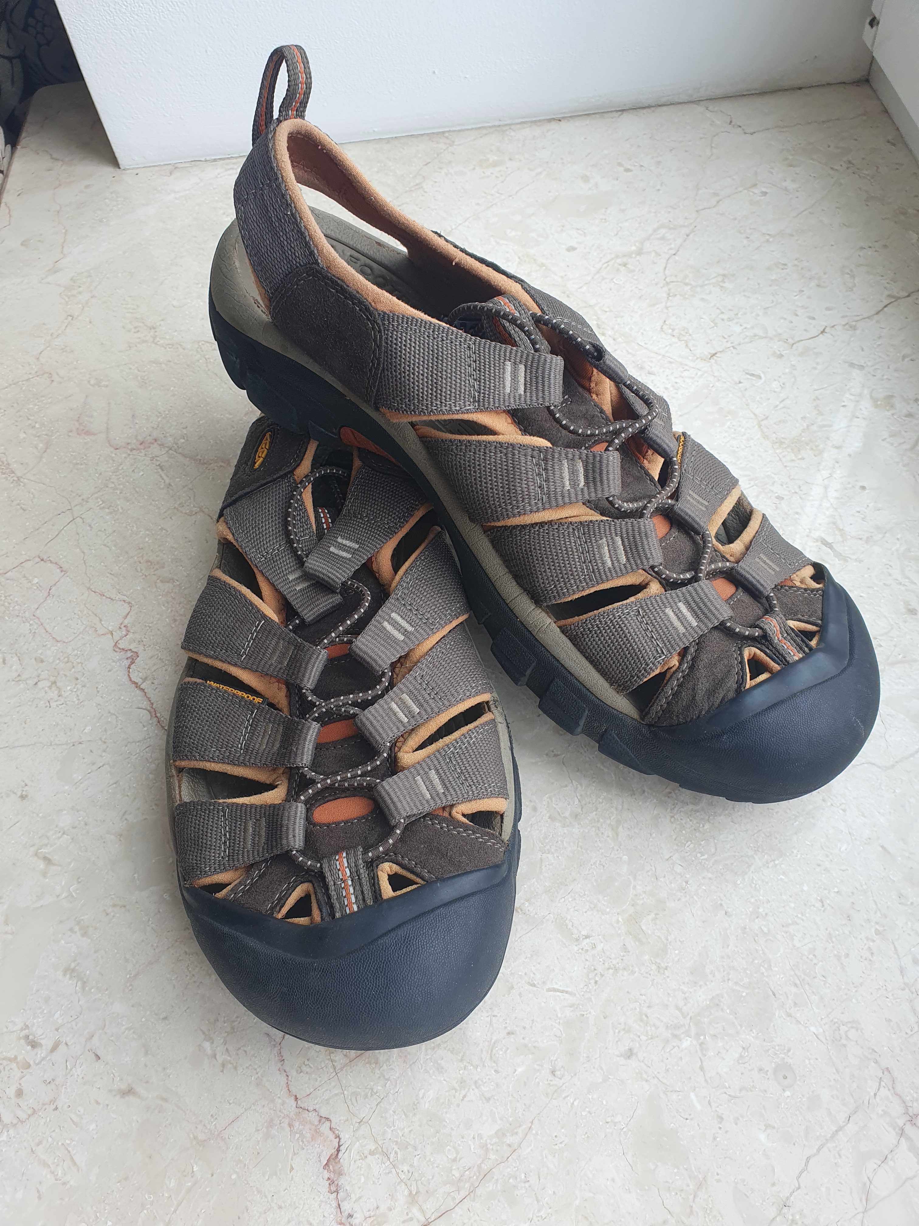 Трекінгові сандалі Keen 44 р