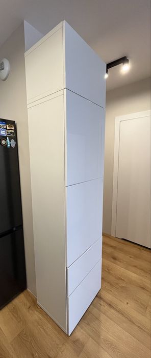 Szafki Ikea, system modulowy Besta