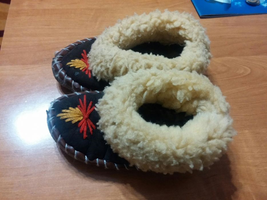 Kapcie góralskie pantofle