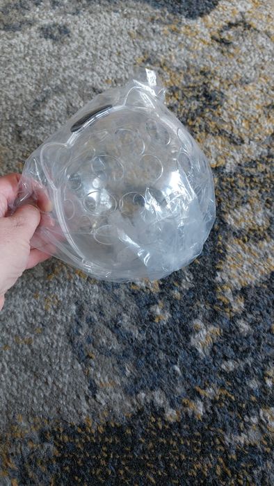 Kaganiec, obroża do kota, kula dla kota, obcinanie pazurków