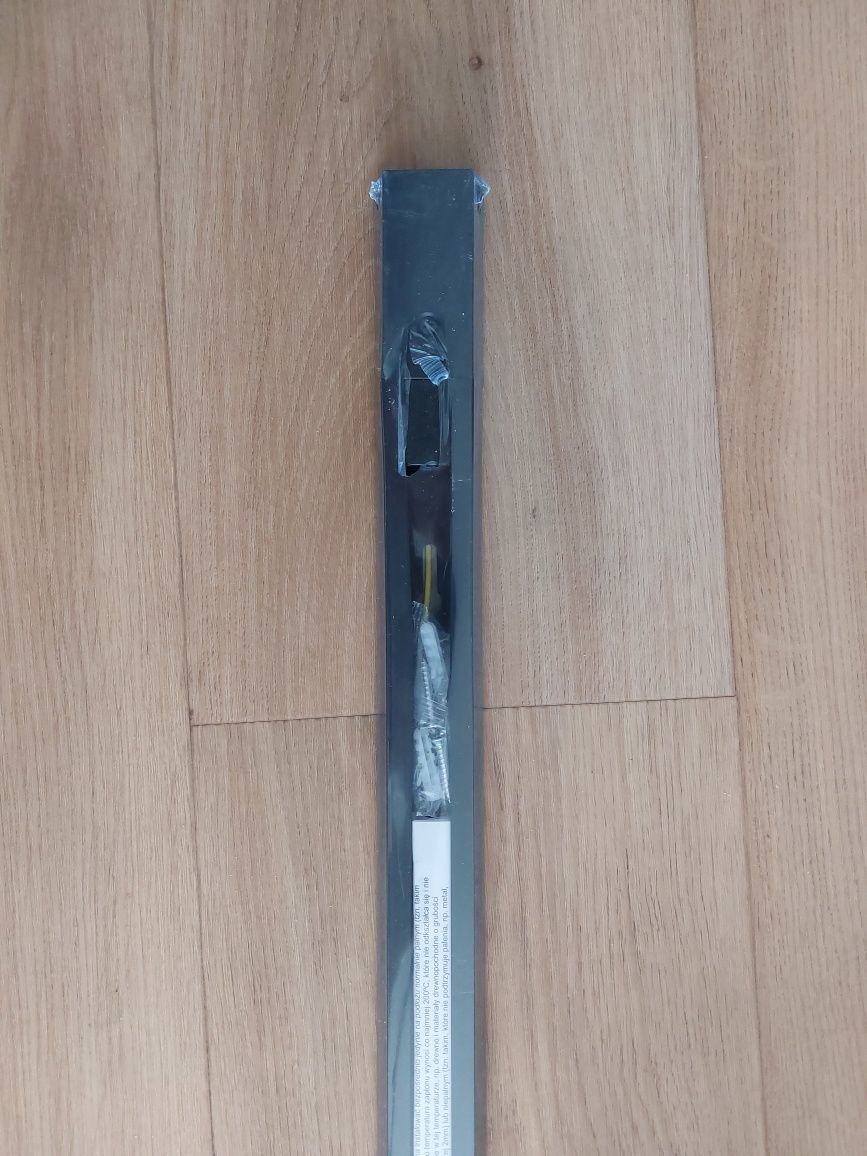 Szynoprzewód (szyna oświetleniowa) 2 m + 4 reflektory GU10 LED czarny