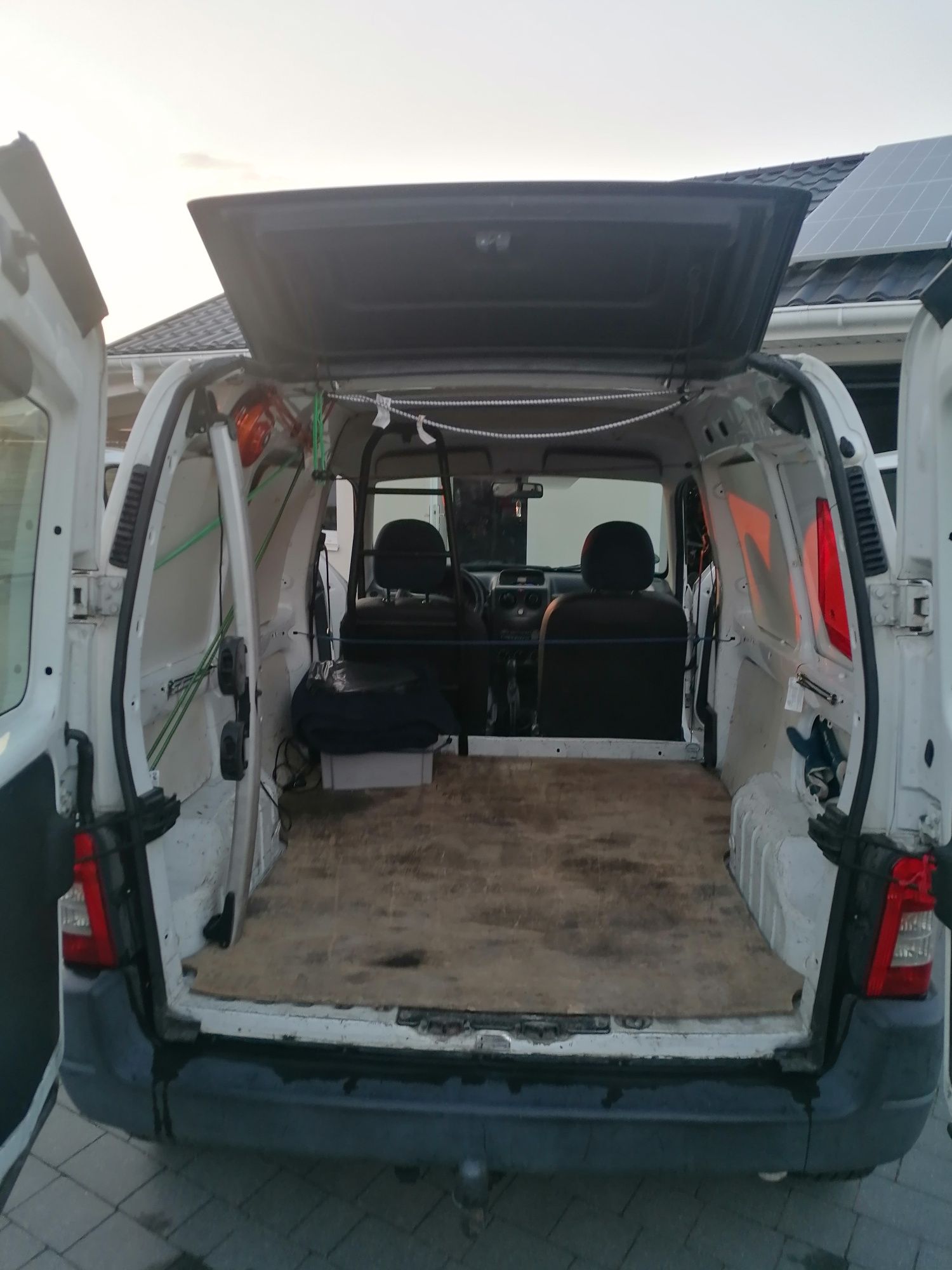 Peugeot Partner, Citroen Berlingo