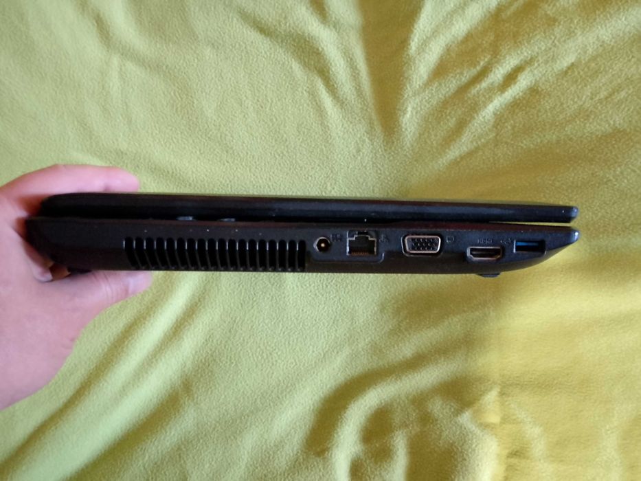 Ноутбук ASUS Х54С 6 Гб ОЗУ, SSD 120 Гб и HDD 500 Гб