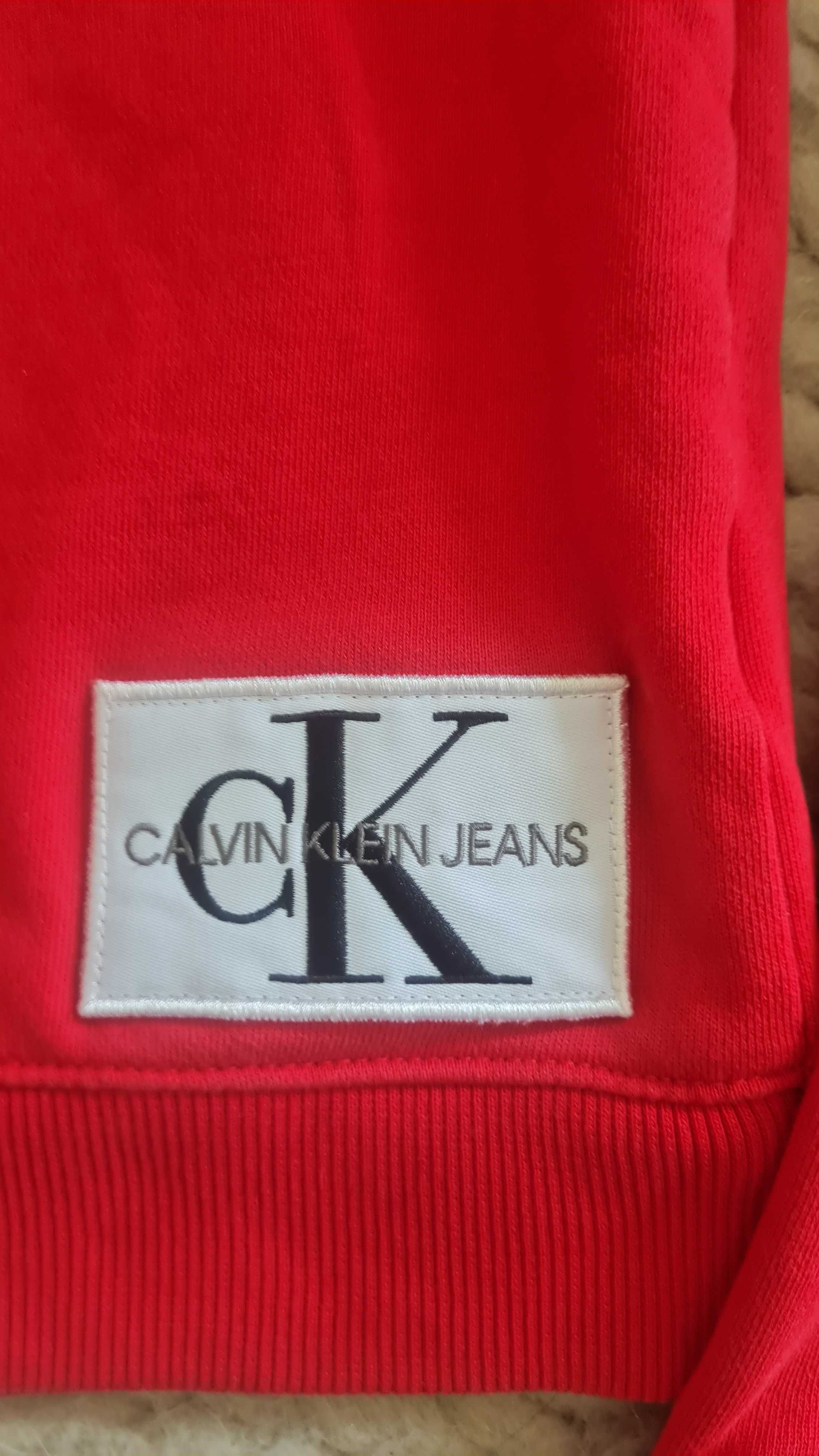 Czerwona bluza Calvin Klein