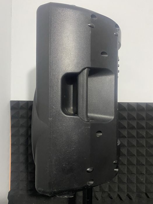 Колонки, акустичні системи, Behringer eurilive b212