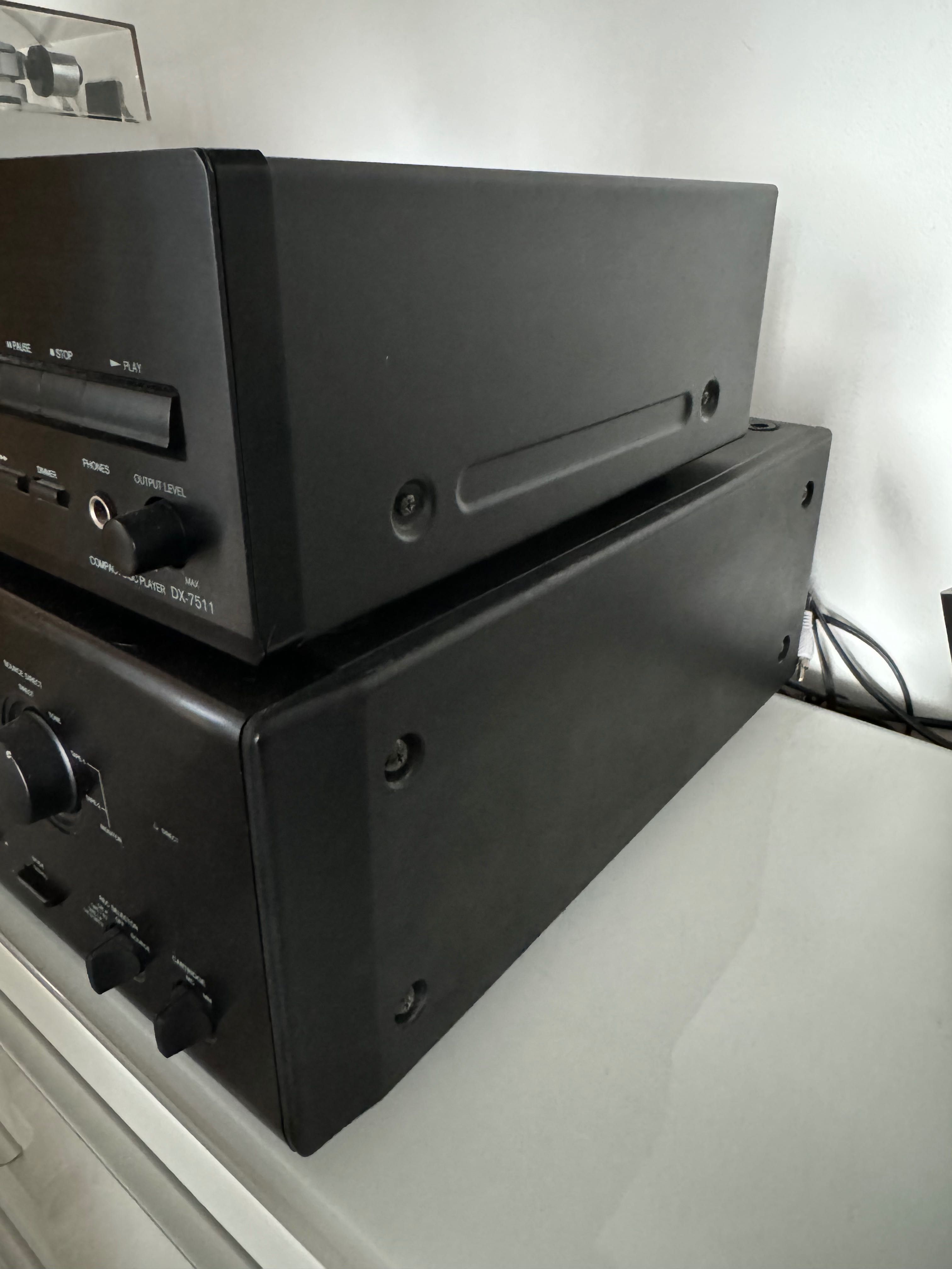 Wzmacniacz Onkyo Integra A-8850 bardzo mocny 220W