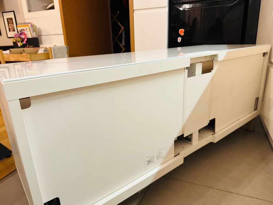 Szafka RTV Ikea Besta