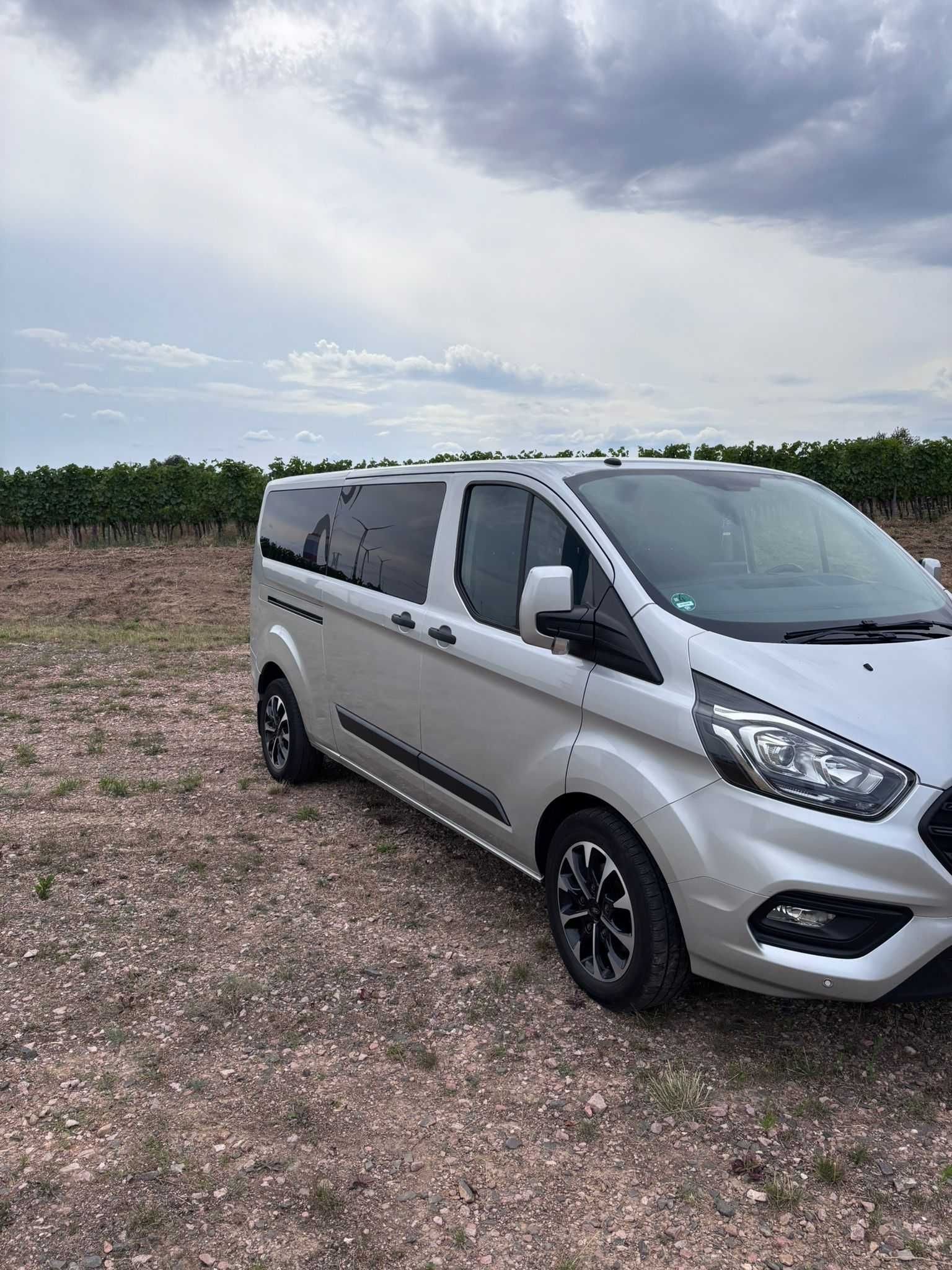 Ford Transit Custom Kombi 2018r. 2.0 TDCi 9 Osobowy Long
